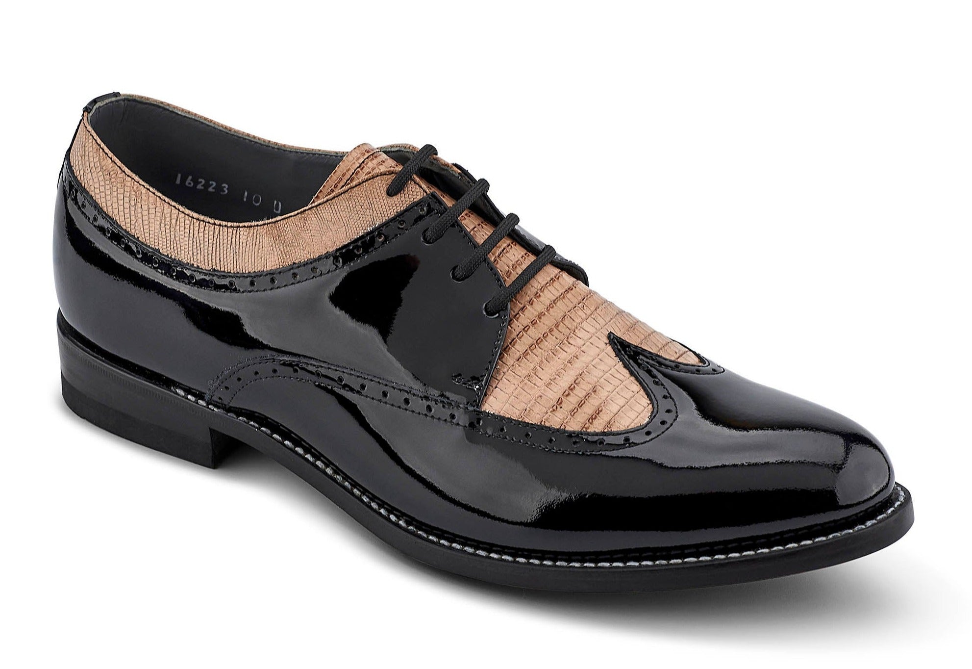 STACY PENNER - Black/Tan Wing Tip (C1600)